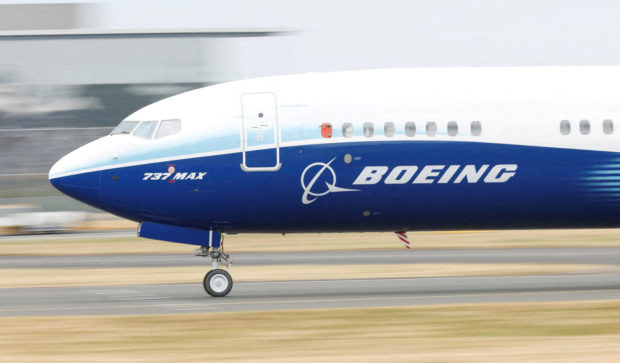 737 MAX 
