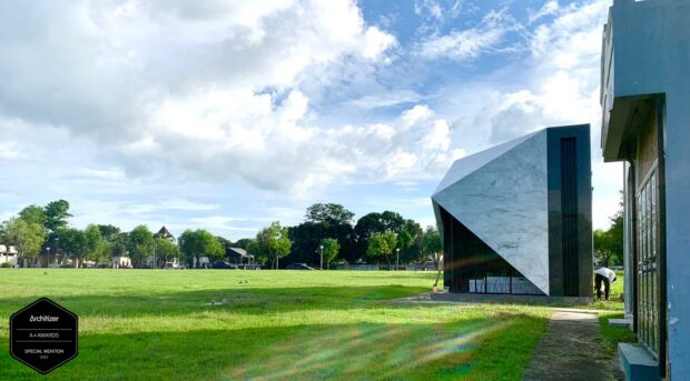 (Photo from architizer.com courtesy of hearthgroup)